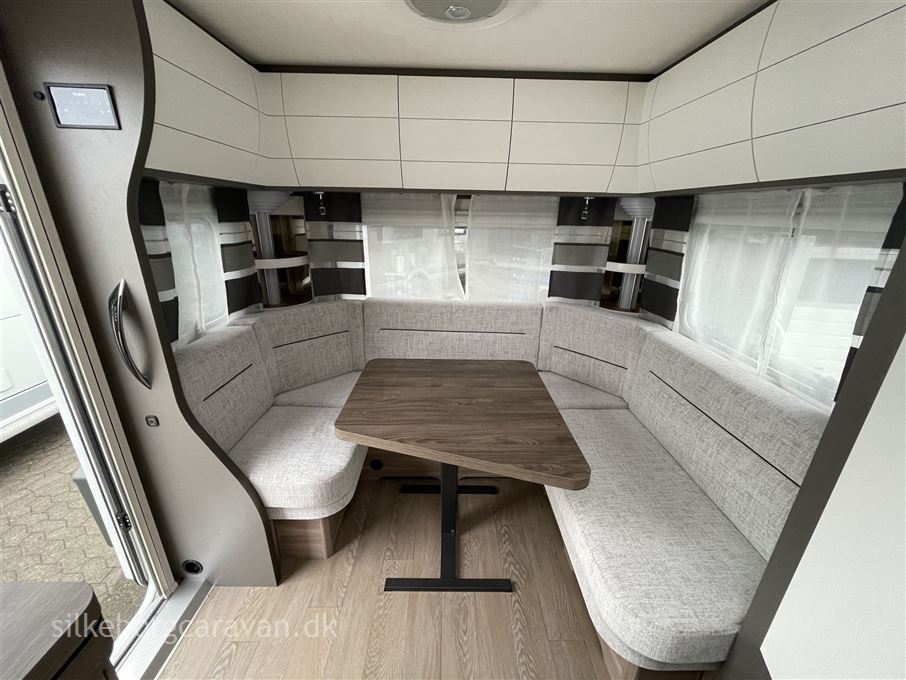 Hobby Excellent Edition 495 UL